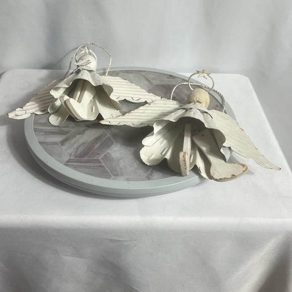 Rustic Corrugated Metal Angel Figurines Set of 2 White Holiday Decor Christmas - Picture 4 of 6